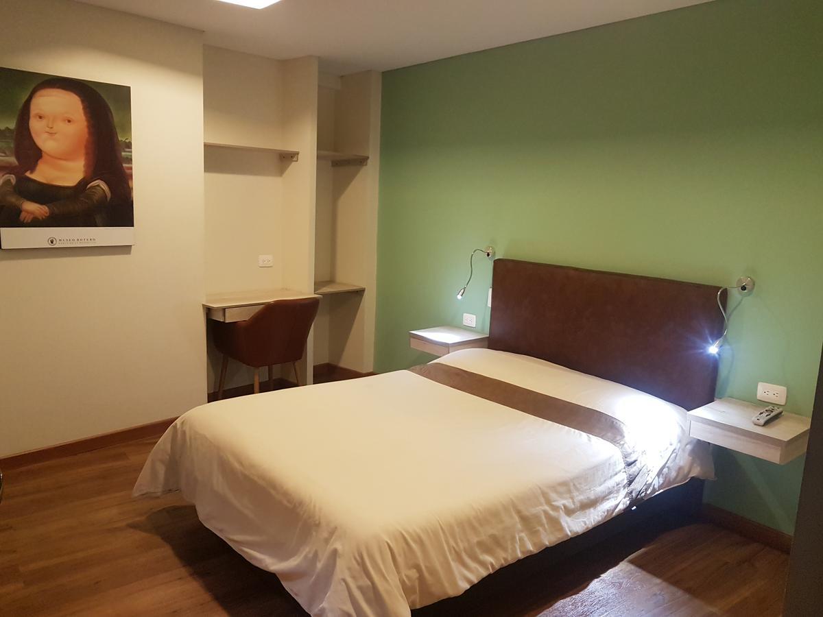 The Cranky Croc Hostel Богота Экстерьер фото